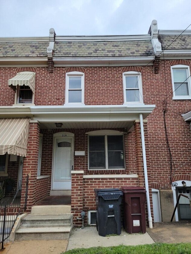 Foto principal - 319 Woodlawn Ave