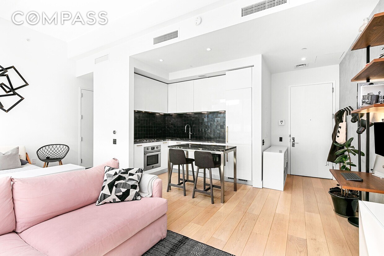 338 Berry St Unit 1B, Long Island, NY 11211 Room for Rent in Long