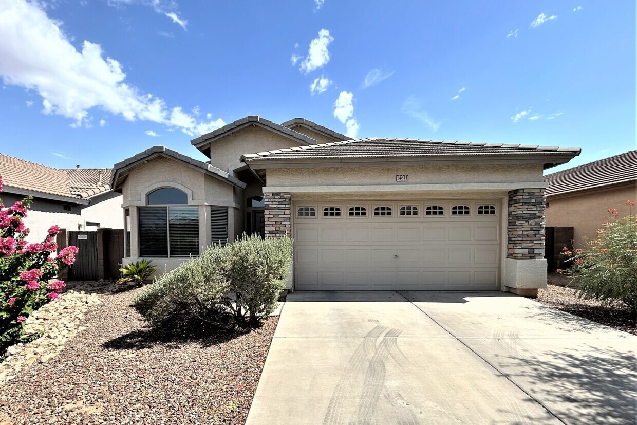 Primary Photo - 14611 W Acapulco Ln