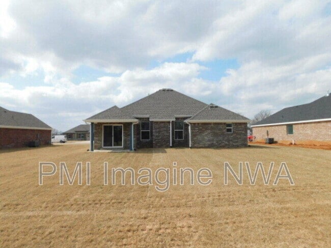 Foto del edificio - 474 N Yona Ln