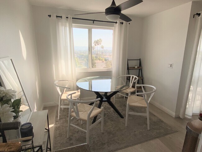 Foto del edificio - 4205 Lamont St
