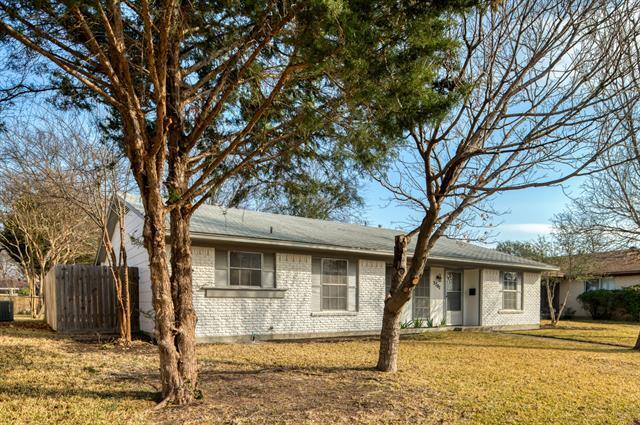 Foto del edificio - 3701 Summit Ln