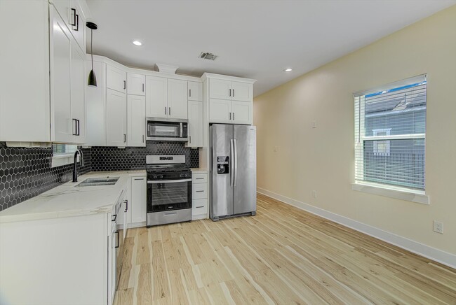 Foto del edificio - 7001 Avenue P