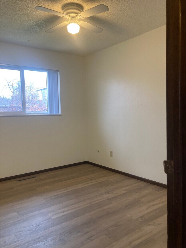 Foto del edificio - 1831 E 16th St