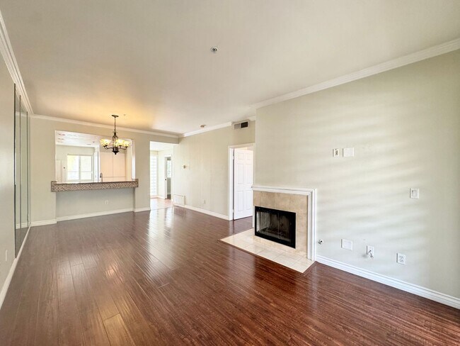 Foto del edificio - Beautiful 2bd/1ba in Irvine with tons of A...