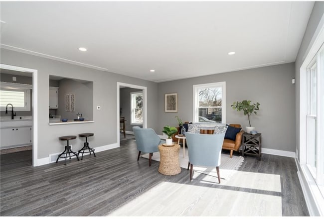 Building Photo - 4248 Regent Ave N