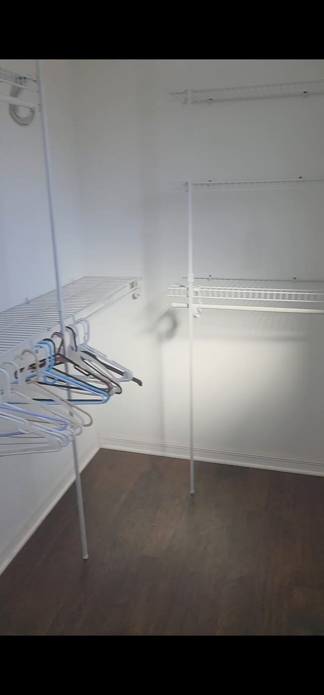 Foto del edificio - 122 Sugar Creek Rd