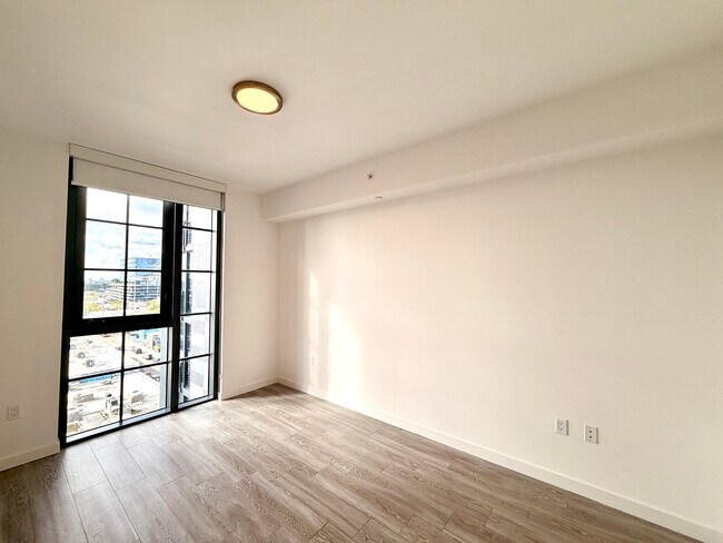 Foto del edificio - 253 NW 31st St