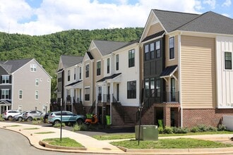Building Photo - 5059 Mary Jackson Ct