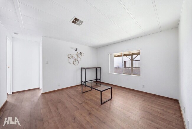 Foto del edificio - 10584 E Amber Dr