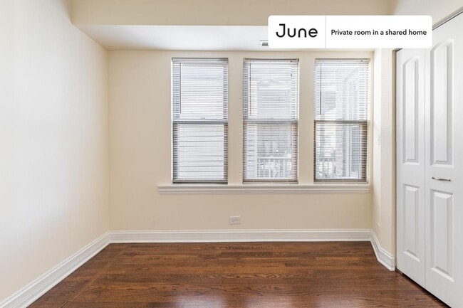 Foto del edificio - Room in Shared 4 bed/2 bath home