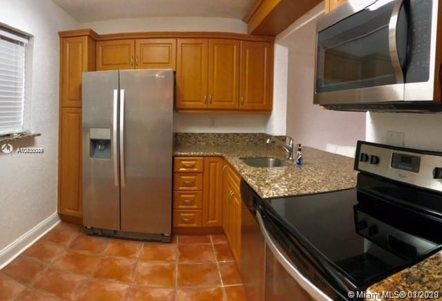 Building Photo - 8075 SW 107th Ave