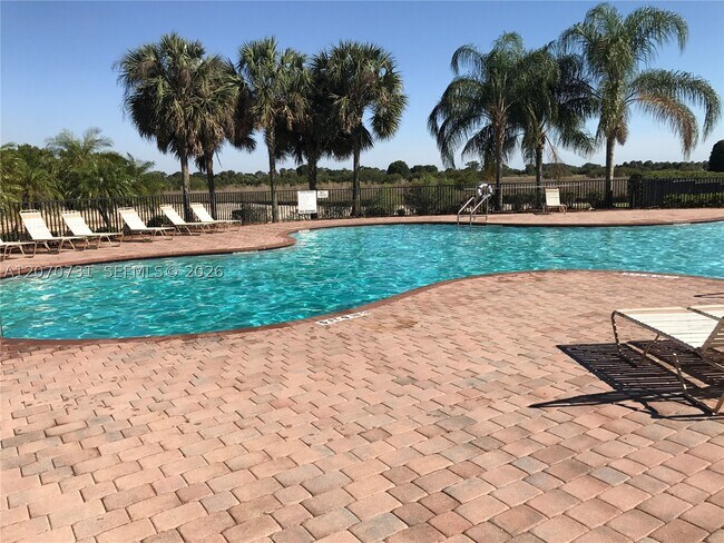Foto del edificio - 10408 Canal Brook Ln