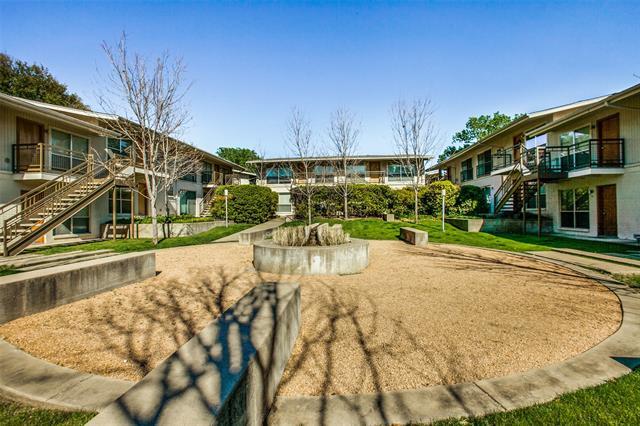 Foto del edificio - 4616 W Lovers Ln