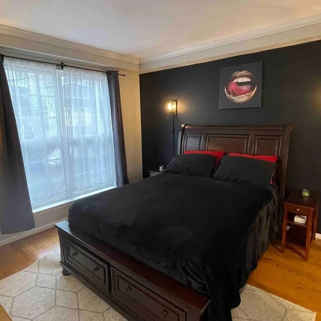 Foto del edificio - 1607A Potomac Greens Dr