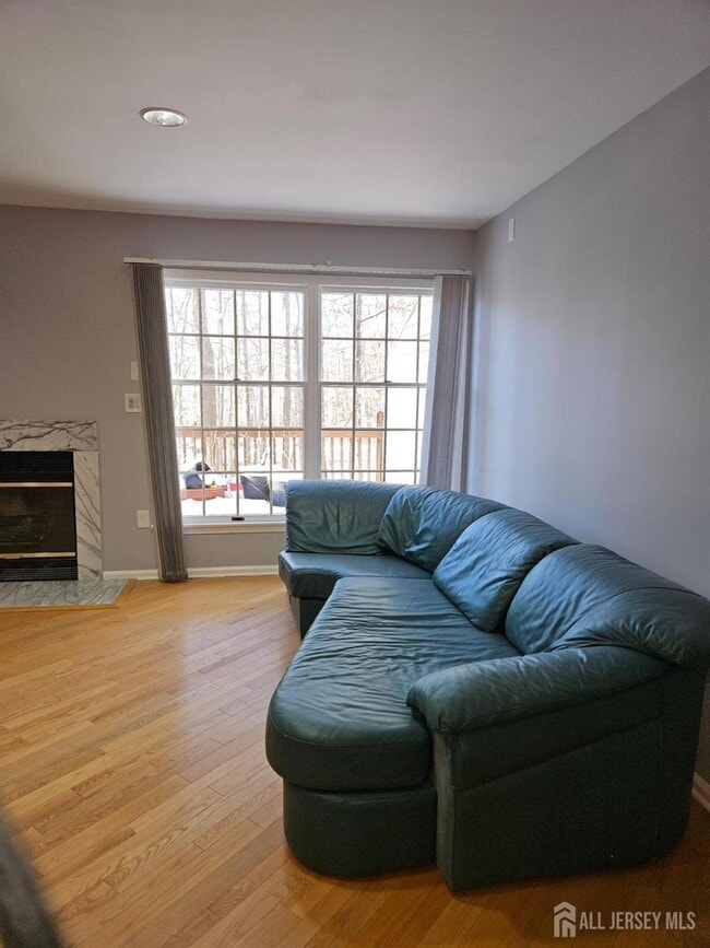 Building Photo - 45 Coriander Dr