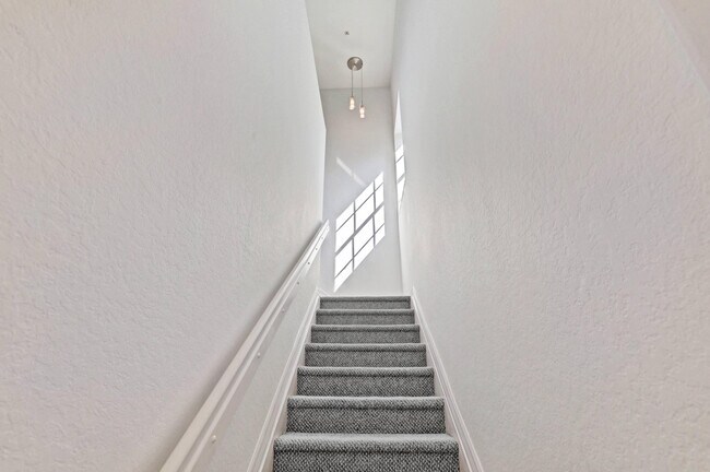 Building Photo - 162 Village H Blvd