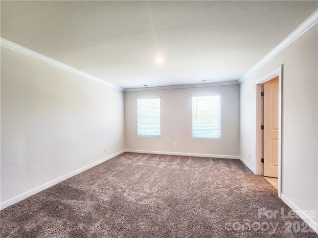 Building Photo - 701 Windage Wy