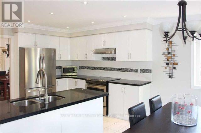 Building Photo - 50 Deerglen Terrace
