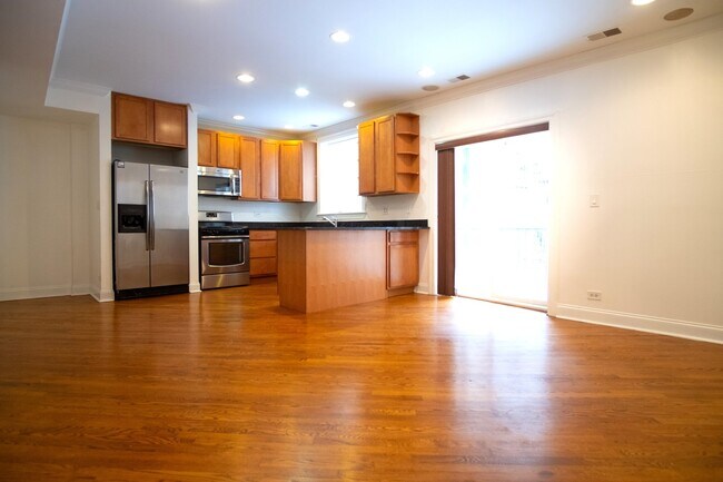 Foto del edificio - 2319 W Rosemont Ave