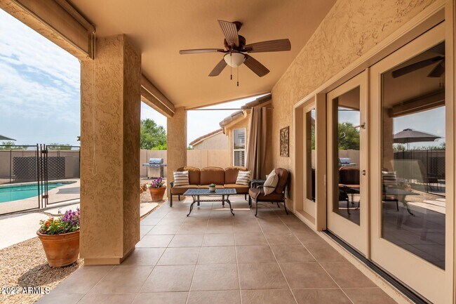 Building Photo - 4881 E Fernwood Ct