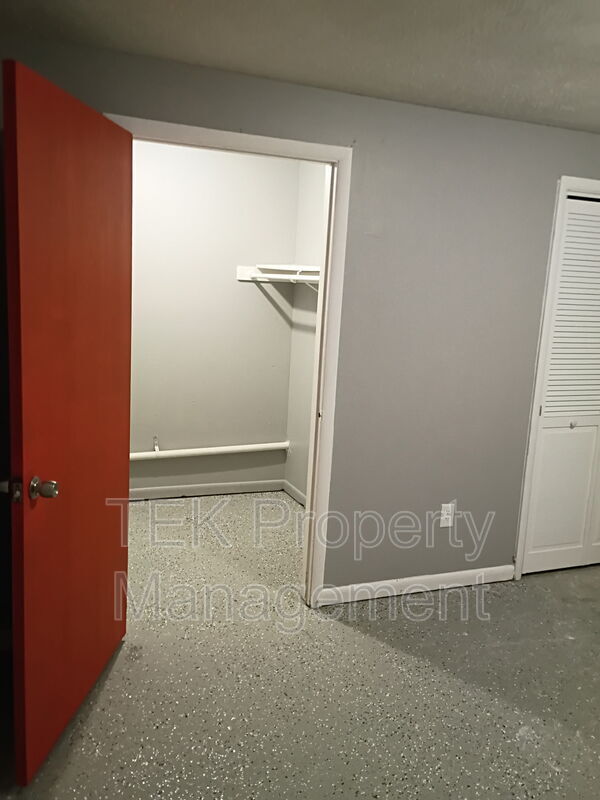 Foto del edificio - 471-473-473 N Goodman St