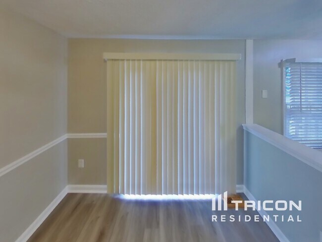 Foto del edificio - 1650 Elkwood Ct