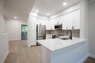 Haven Townhomes at P83 photo'