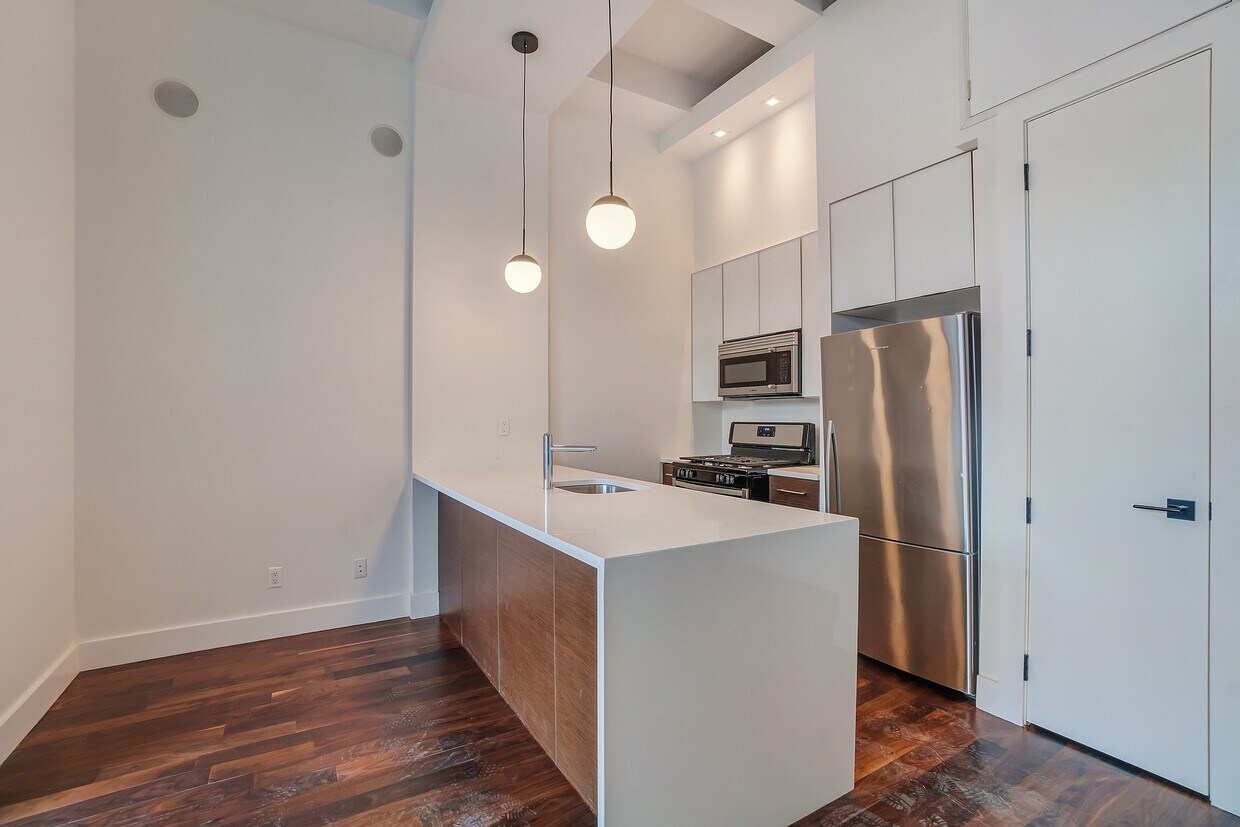 Foto principal - 120 S 4th St