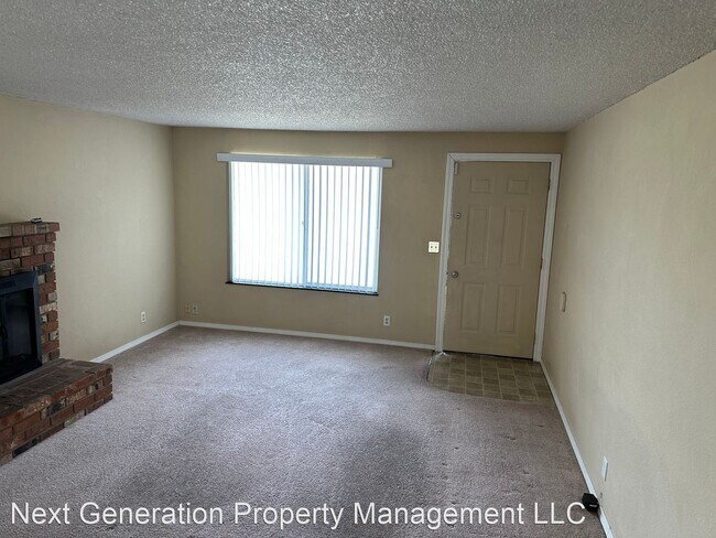 Building Photo - 3 br, 1.5 bath House - 333 'S' St.