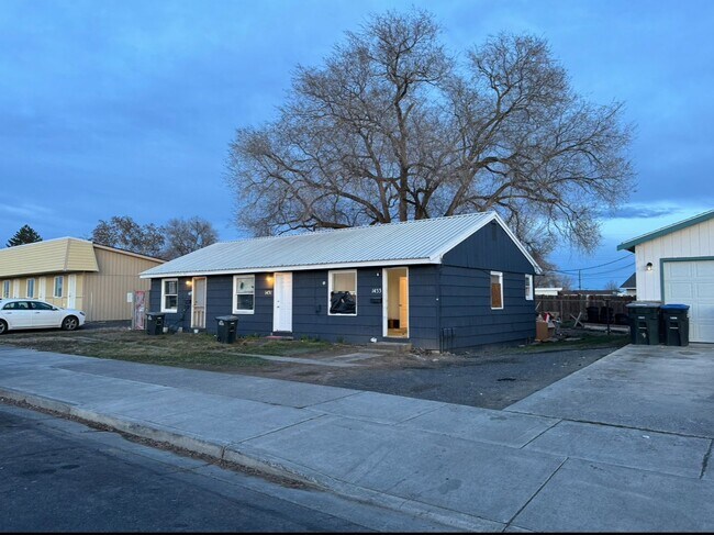 Foto del edificio - Marina Triplex