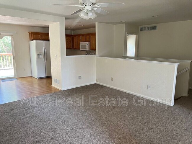 Building Photo - 8179 S Mobile Way