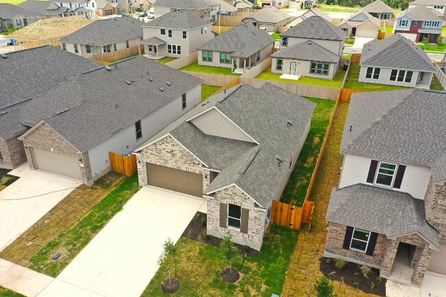 Foto del edificio - 216 Skipping Stone Run