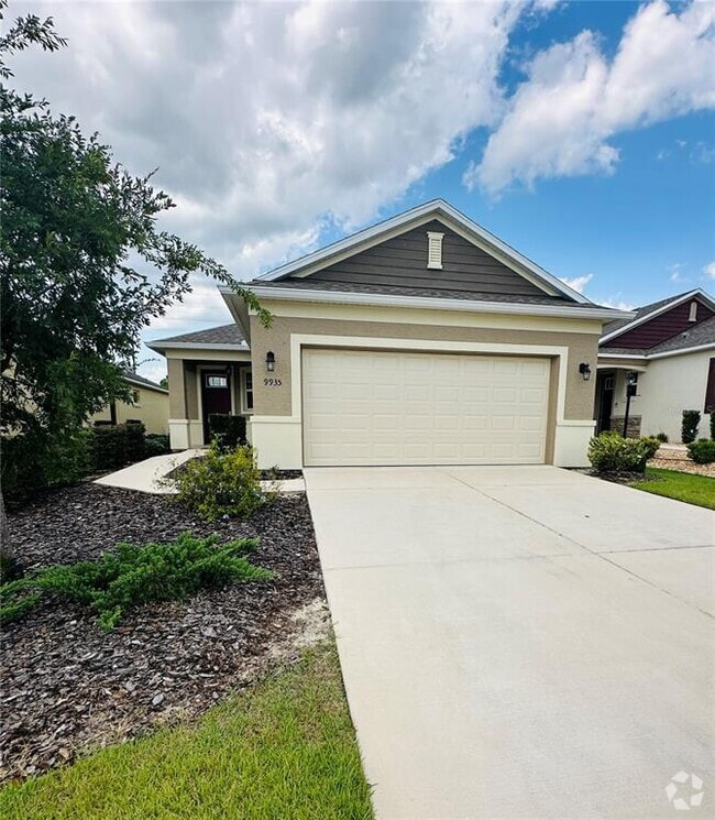 Building Photo - 9935 SW 98th Ln