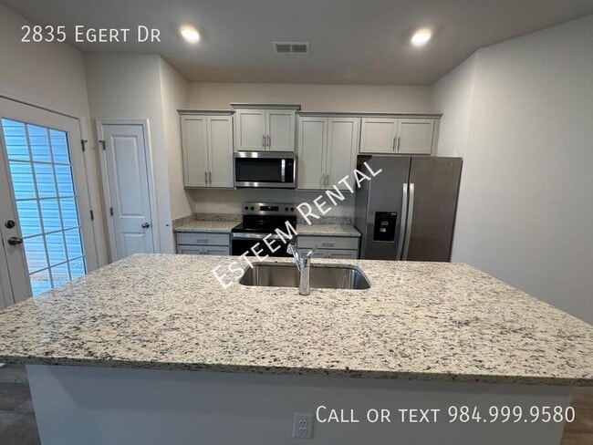 Photo - 2835 Egert Dr House