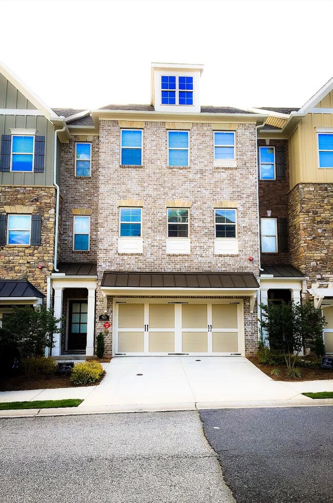 Foto del edificio - 913 Dumaine Trce