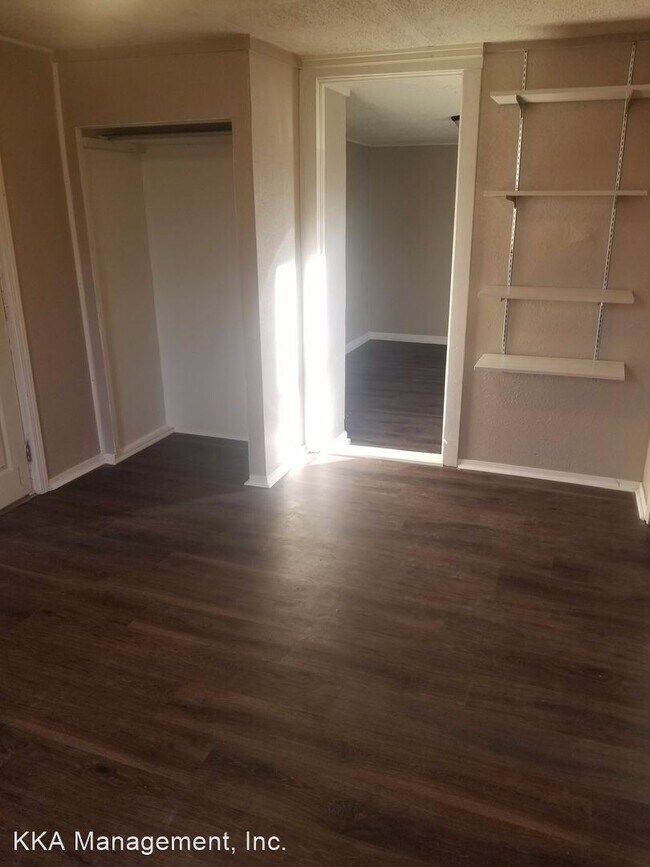 Foto del edificio - 3 br, 1 bath House - 2235 SE Dewey Ave