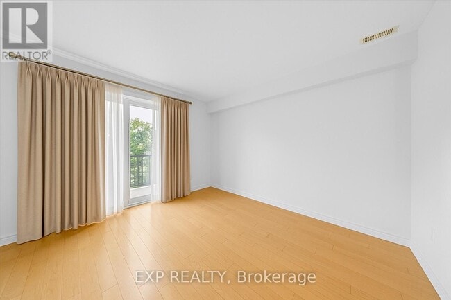 Building Photo - 69 Steele Park Private