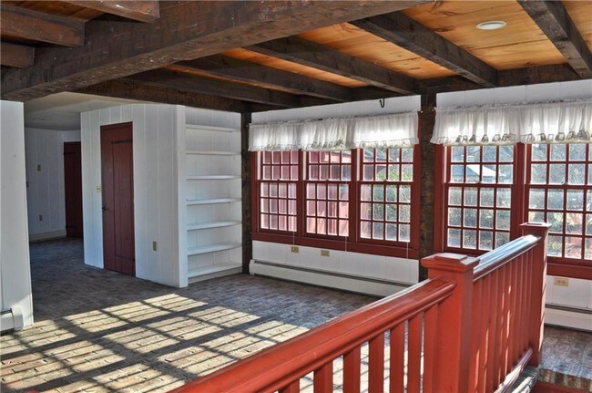 Building Photo - 1236 Hope St