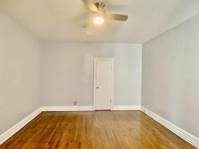 Building Photo - 275 HARRISON Ave