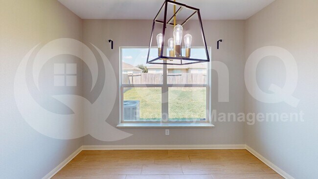 Foto del edificio - 10012 Quail Glen Dr