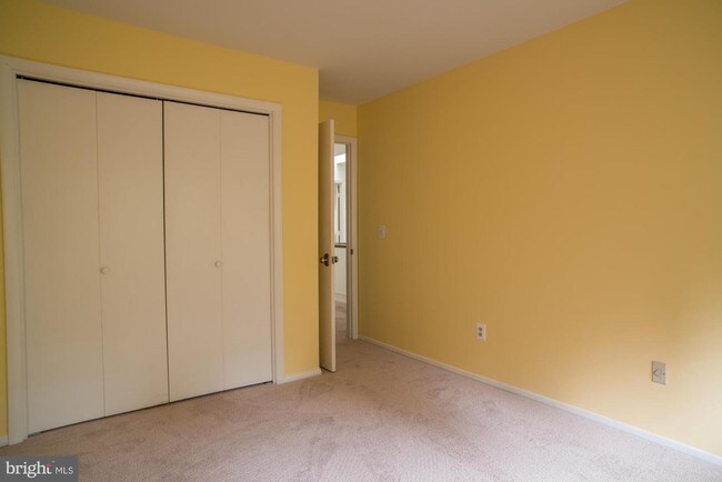 Building Photo - 2111 Chapel Valley Ln