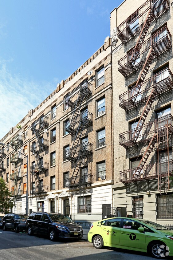 Primary Photo - 15-17 Arden St