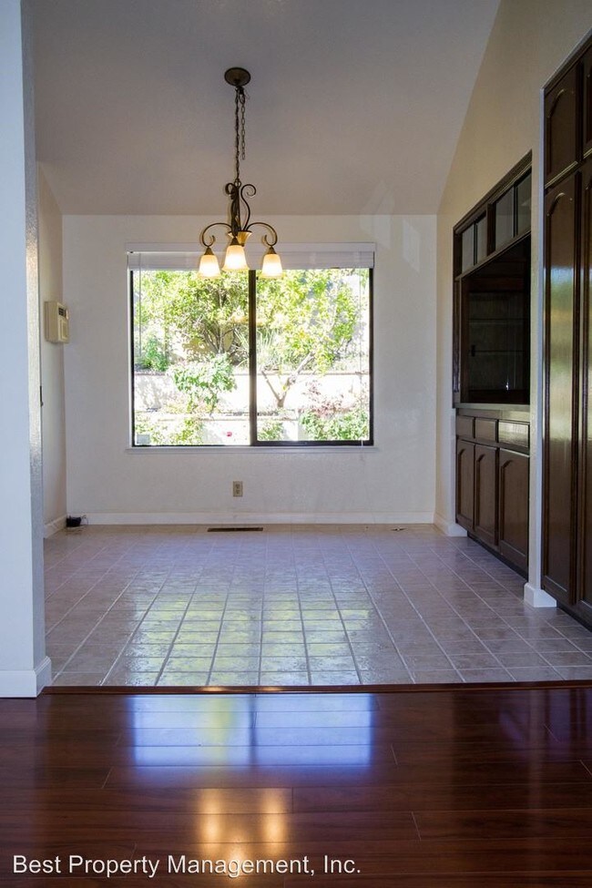 Building Photo - 4 br, 3 bath House - 45764 Bridgeport Dr.