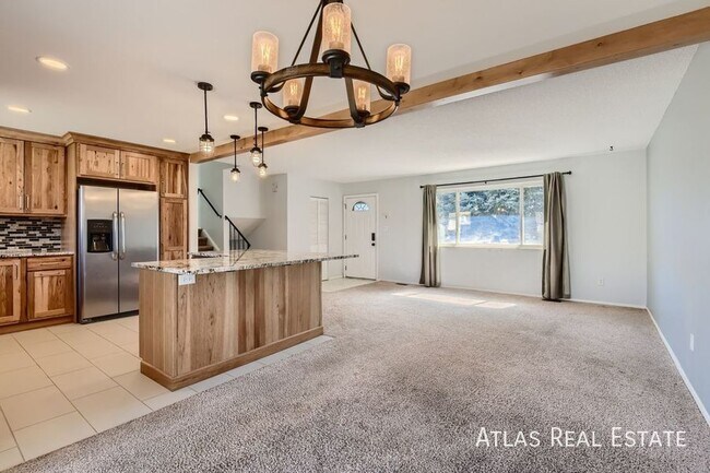 Foto del edificio - 7105 Gershwin Ct