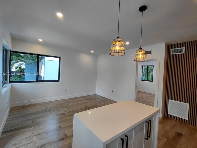 Foto del edificio - 1430 NW 45th St