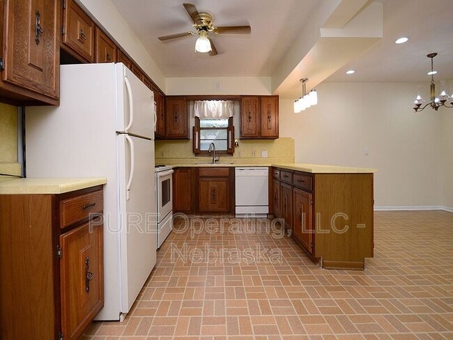 Foto del edificio - 12386 Bel Dr