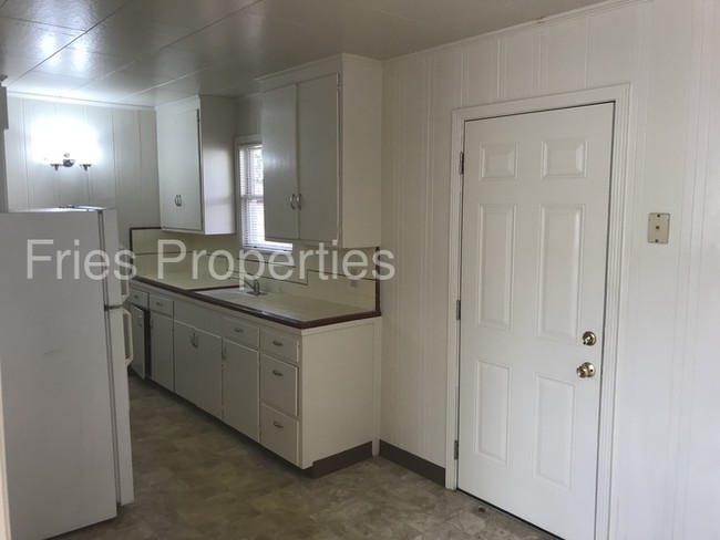 Building Photo - 380 L St