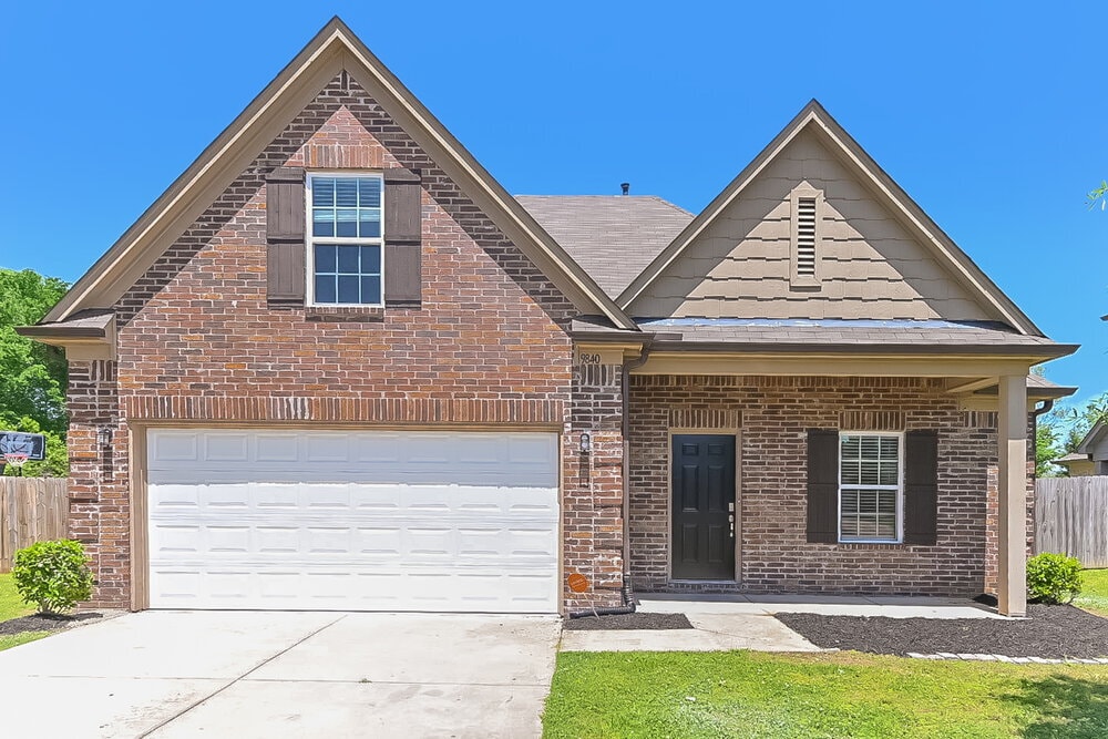 Primary Photo - 9840 White Poplar Dr