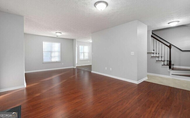 Foto del edificio - 2911 Noah Dr